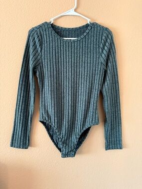 NWOT Green Long Sleeve Black Bodysuit